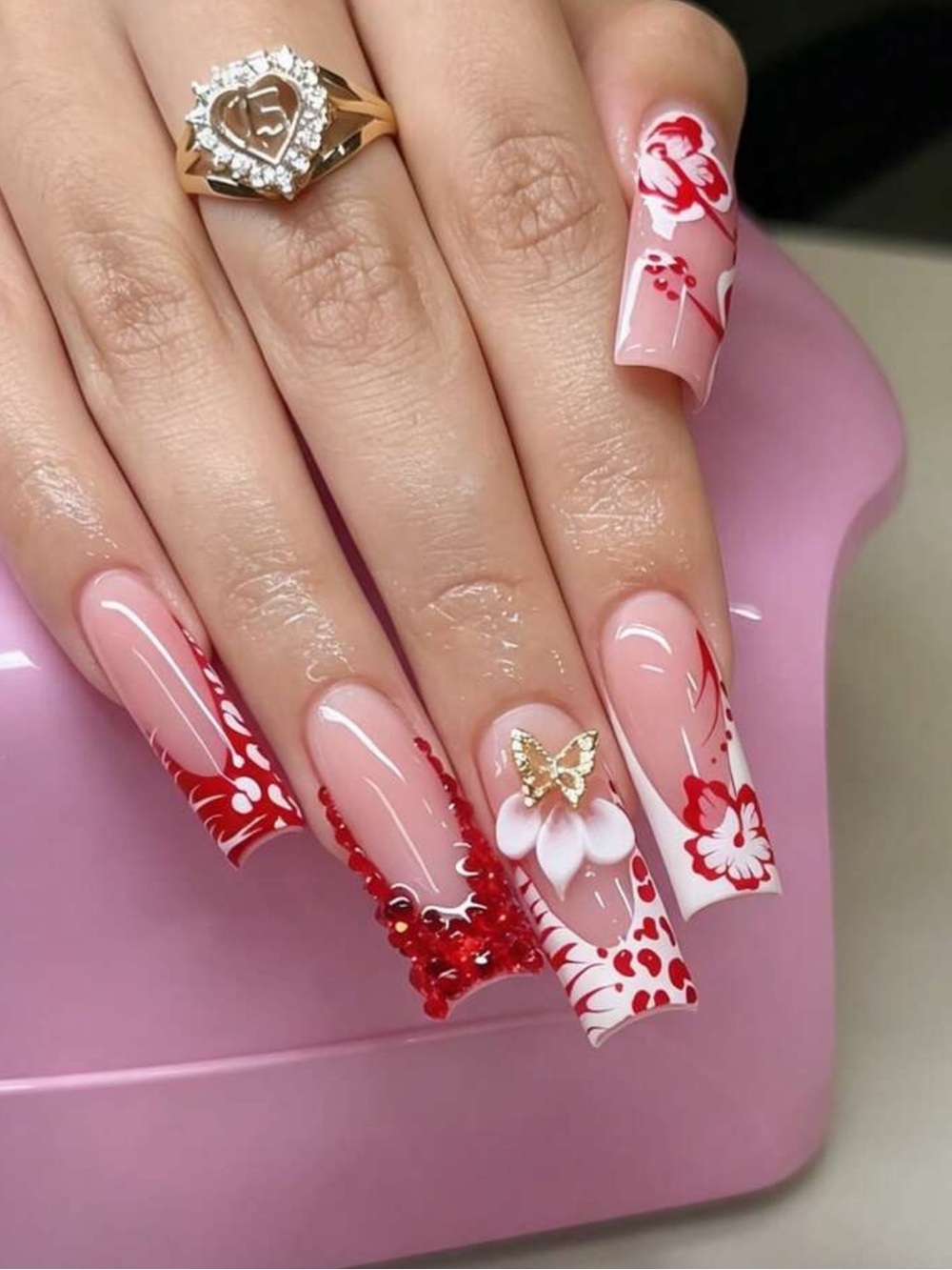 24pc Press On Nail Set from the Nail Bar 💅